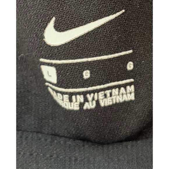 Nike Striped V-Neck Athletic Tank Top with Built-in Bra Black White Size L - Picture 7 of 8